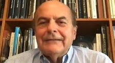 Pier Luigi Bersani a L'aria che tira: "Chi è davvero Silvio Berlusconi", spazzate via le balle di Travaglio e sinistra