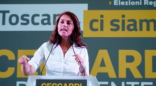 Susanna Ceccardi: "Perché al Parlamento Ue ho lo spray al peperoncino"
