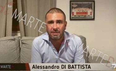 Di Battista e il video per Floris: "Ecco come sto"