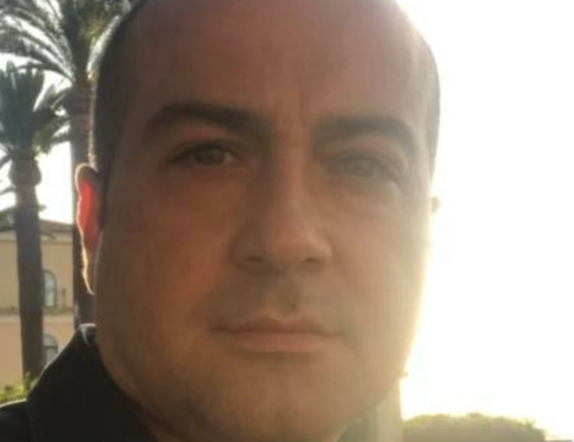 Pd, la sede di Torre Annunziata rimane al buio: pagate in ritardo le bollette