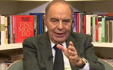 TeleMeloni? Bruno Vespa si scatena in conferenza stampa: sinistra muta