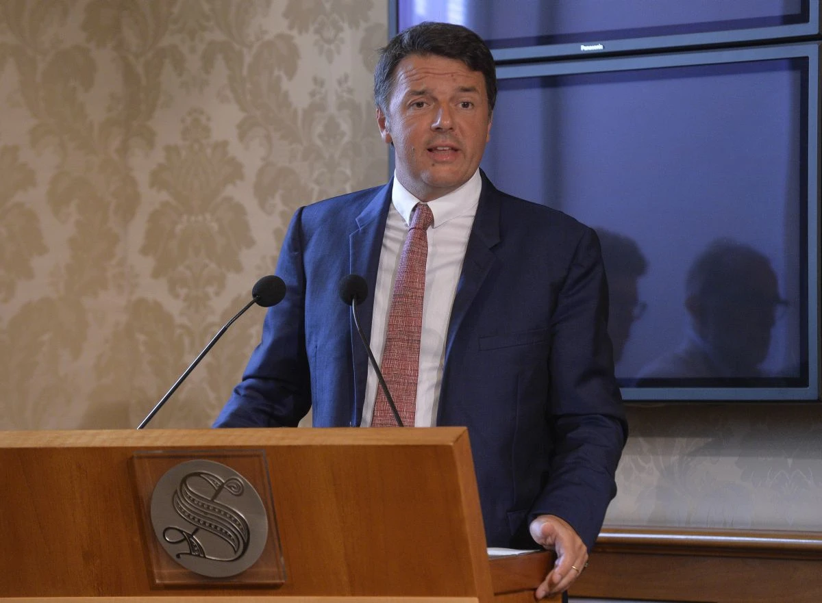 RENZI "FOLLE VOTARE A OTTOBRE, SERVE UN GOVERNO ISTITUZIONALE"