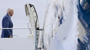 Joe Biden, il sondaggio che lo massacra: cosa lo aspetta tra 24 ore