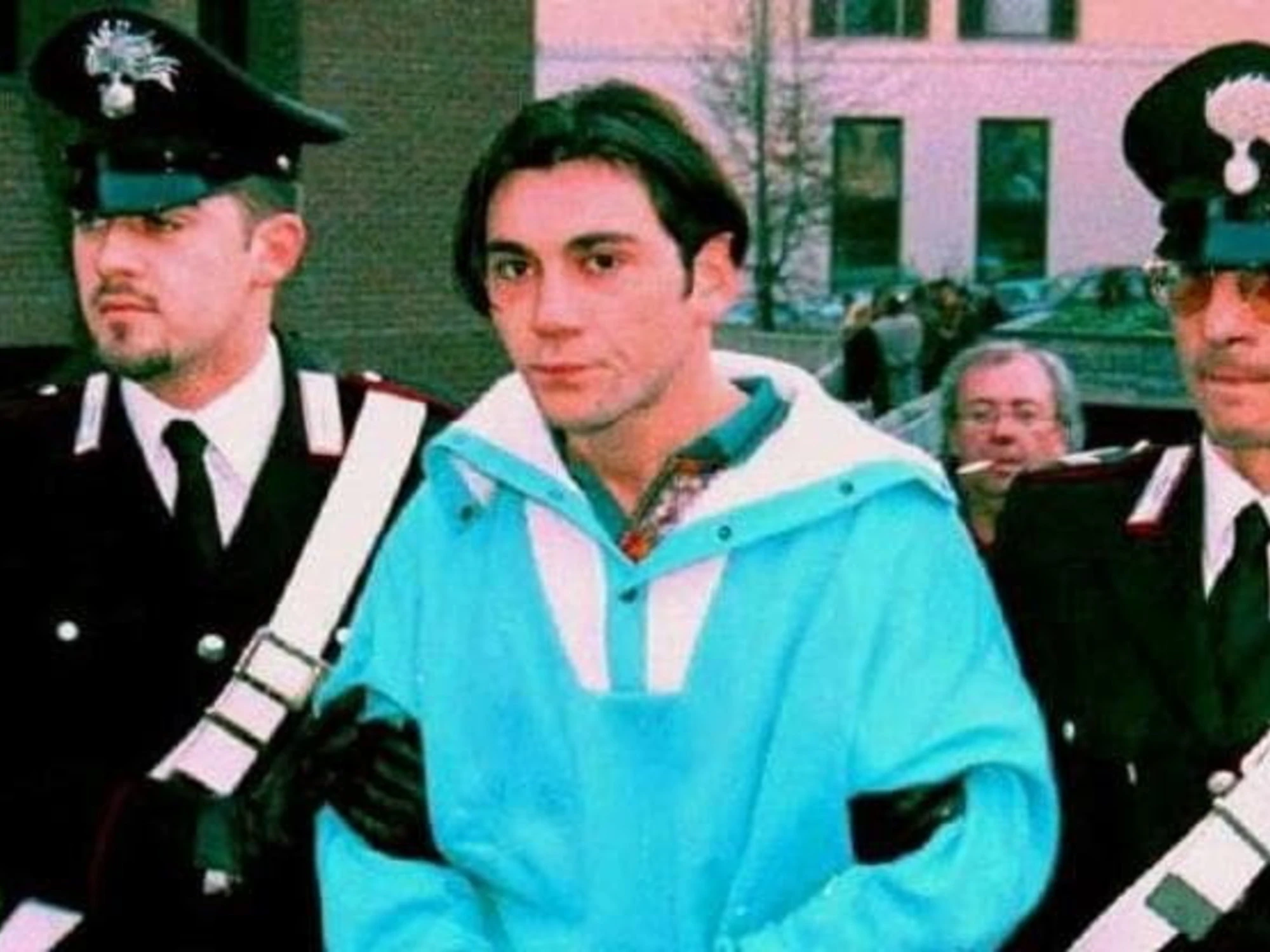 Elia Del Grande in fuga, sterminò la famiglia: caccia all'uomo in tutta Italia