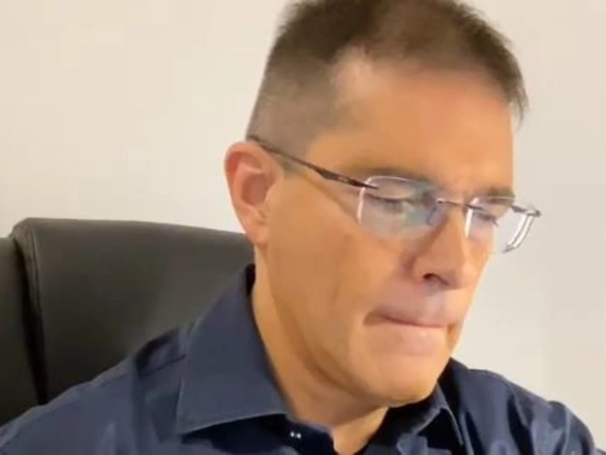 Daniele Capezzone: "Ecco la raffica di balle che ci sono questa mattina", sinistra travolta