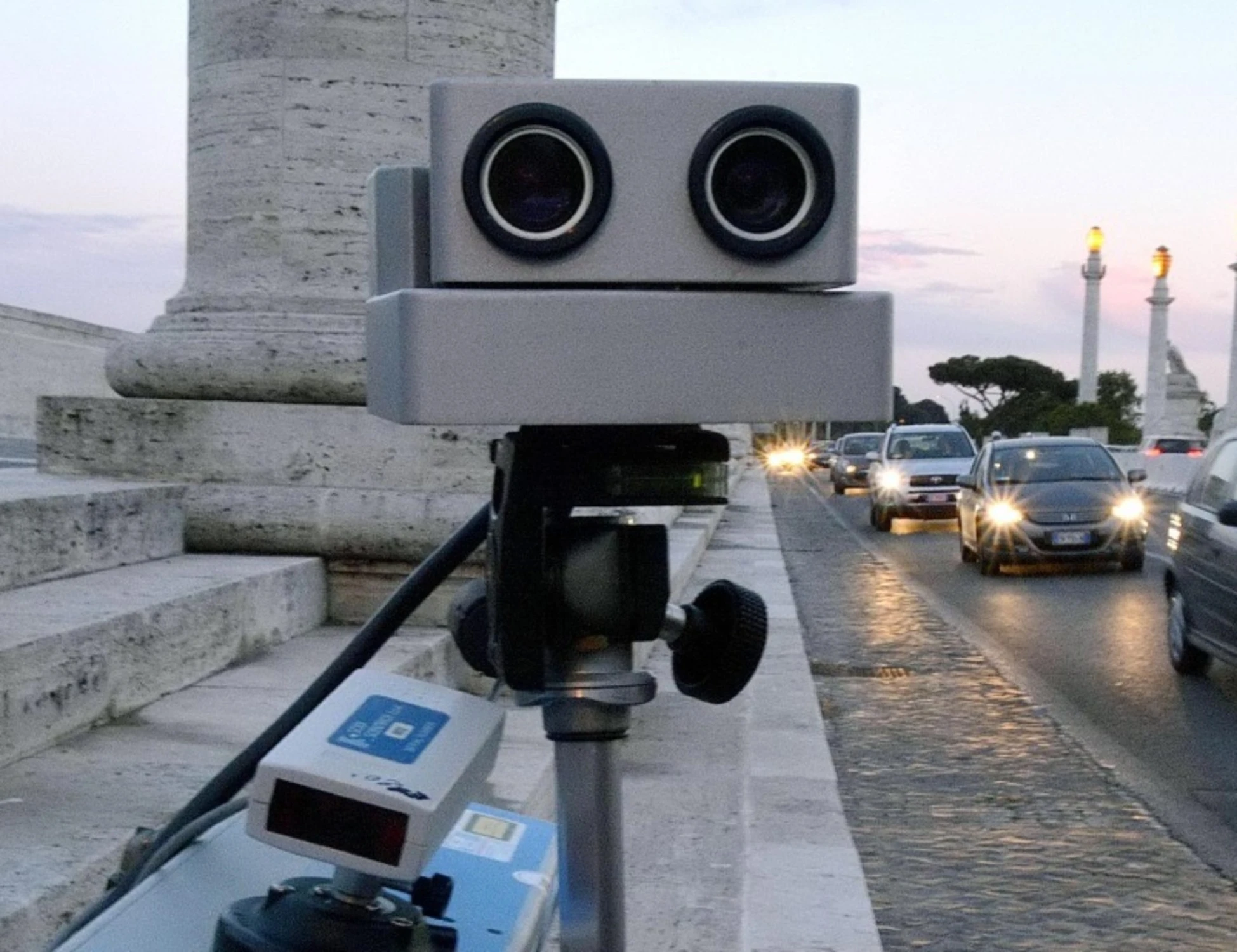 Autovelox, basta multe a sorpresa: ecco cosa cambia