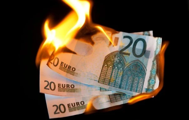 Manovra, pensioni: quanto perdi all'anno per il blocco dell'adeguamento dell'assegno all'inflazione