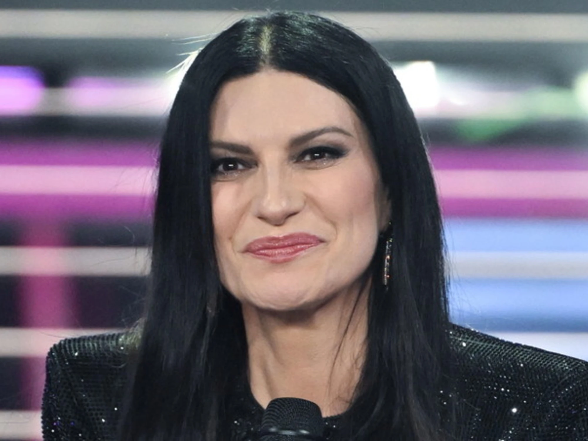 Sanremo 2026, la co-conduzione di Laura Pausini vi convince?