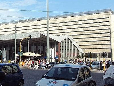 "Non ho subito alcuna violenza"Parla turista 22enne ferita a Roma