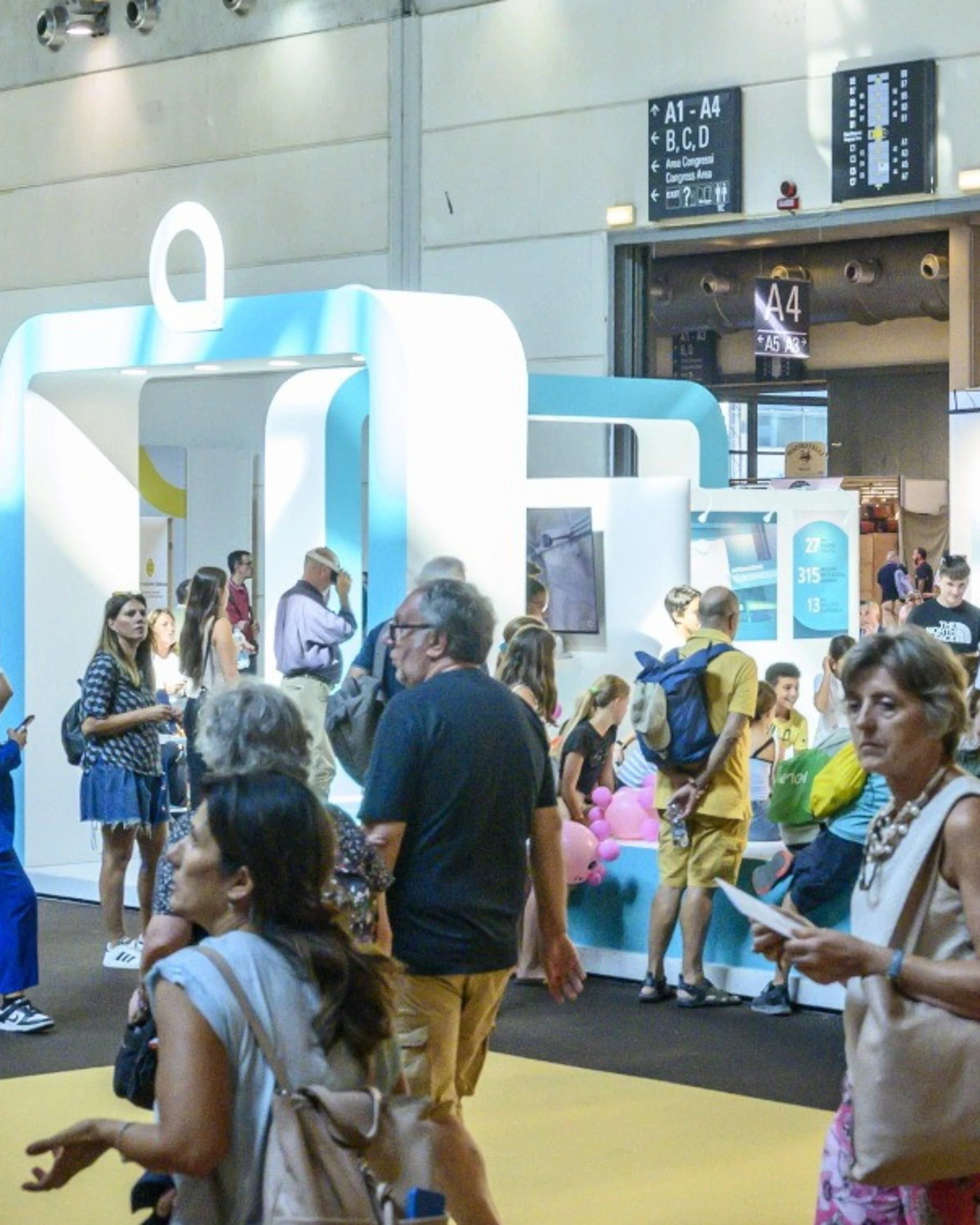 GRANDE AFFLUENZA DI PUBBLICO E DI MINISTRI ALLO STAND ACEA PER LA 46° EDIZIONE DEL MEETING DI RIMINI