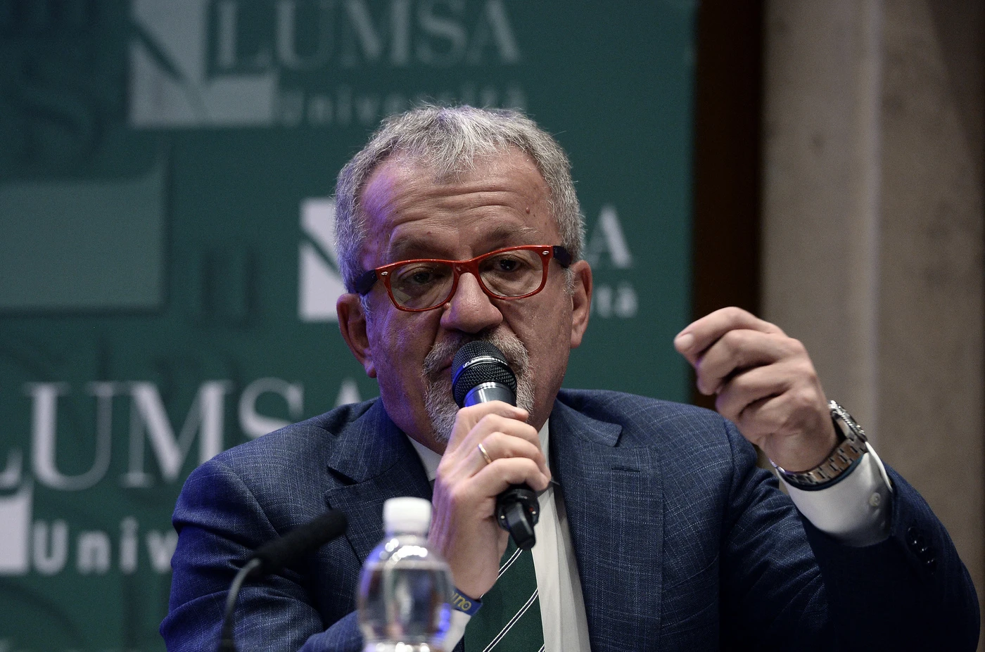 Roberto Maroni a Libero: "Alleanza tra Salvini e Renzi, come può nascere nel 2023"