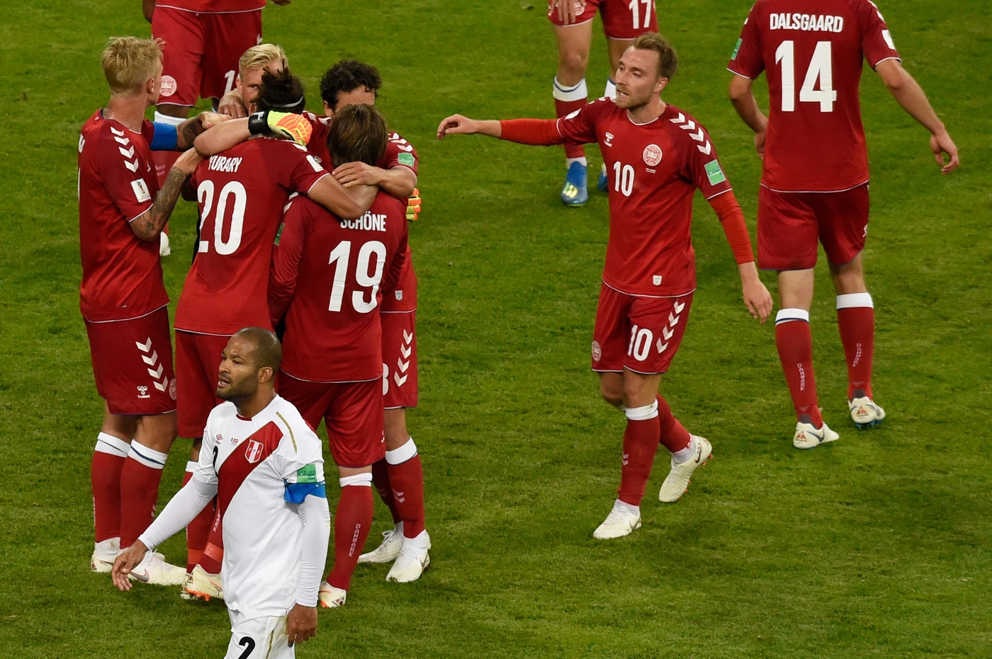 Russia 2018, Danimarca-Perù 1-0: decide un rigore concesso con il Var
