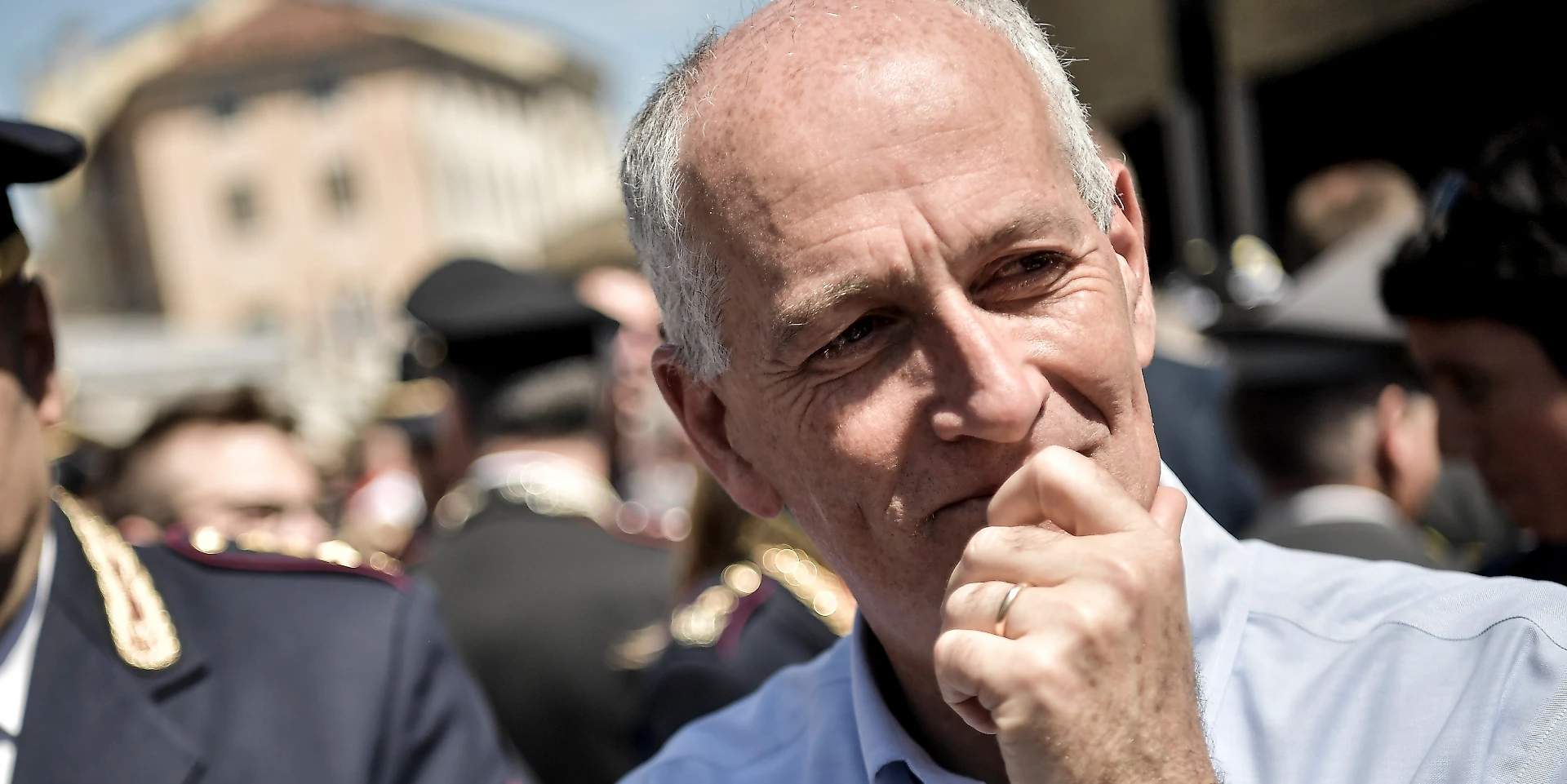 Franco Gabrielli, conversione del capo della polizia: "Salvini e le divise? Italiani trattati da idioti"
