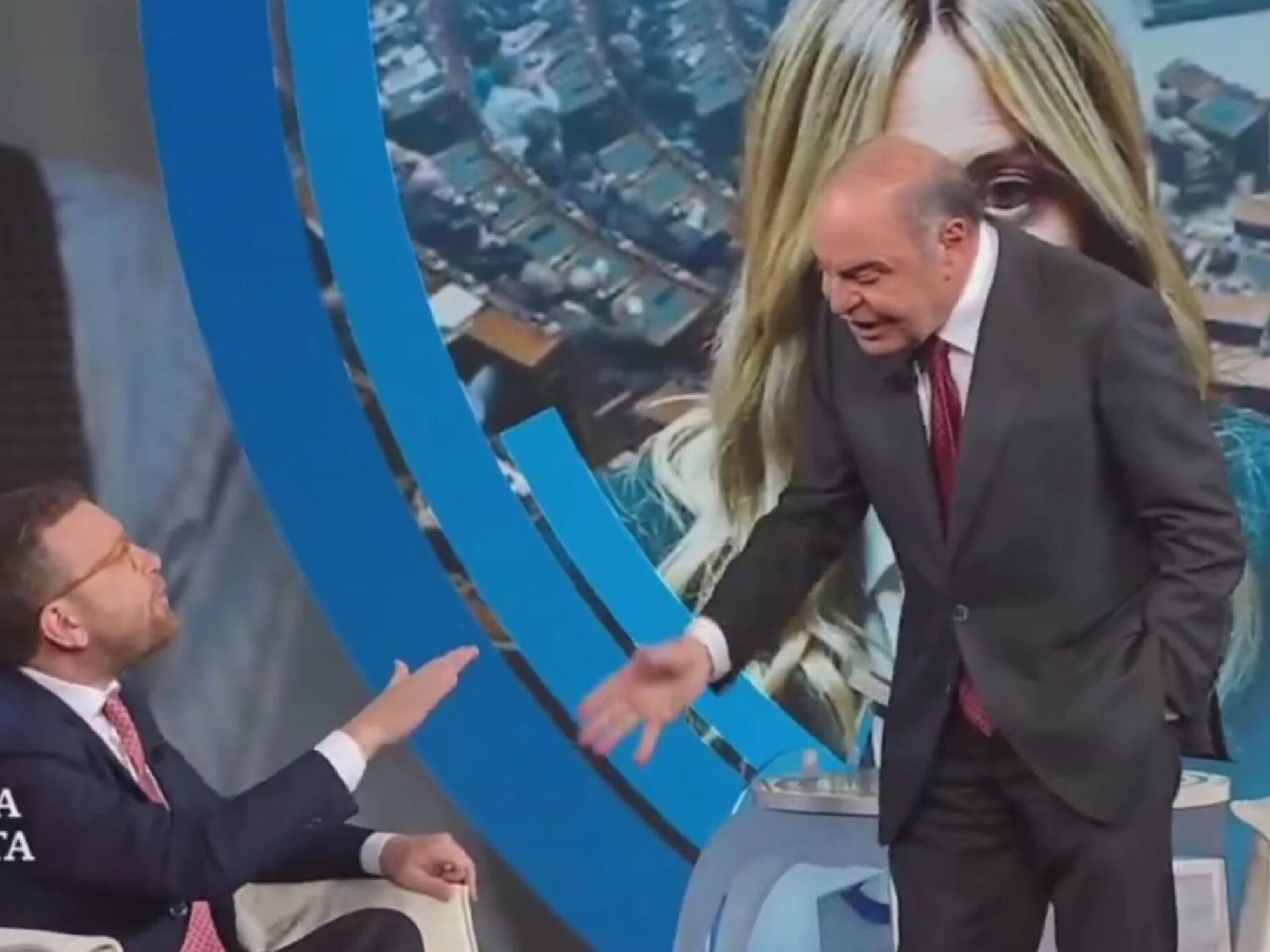 Tutte le balle della sinistra contro il governo (e l'eclatante caso-Vespa)