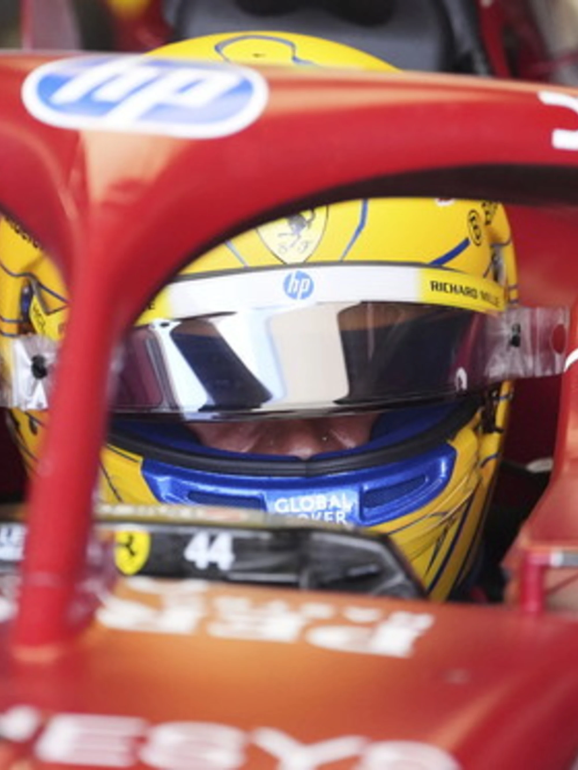 Hamilton furioso stronca la Ferrari: "Come è possibile?"