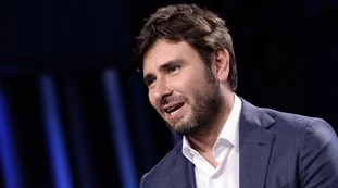 Giuseppe Conte, proroga dello stato d'emergenza: Dagospia, il ruolo delle "minacce" di Alessandro Di Battista