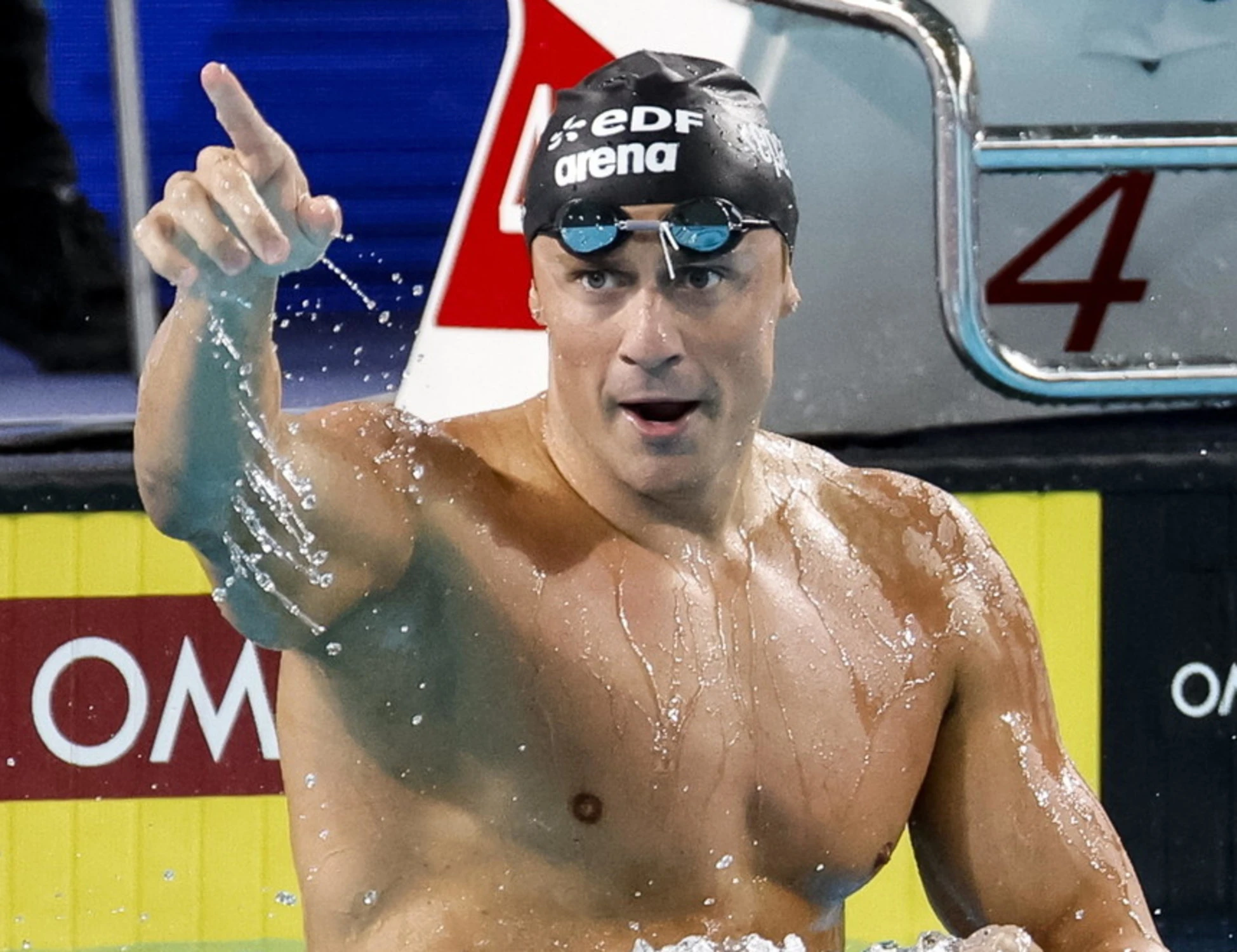 Europei nuoto, doppietta azzurra nei 50 rana: Martinenghi oro e Cerasuolo argento