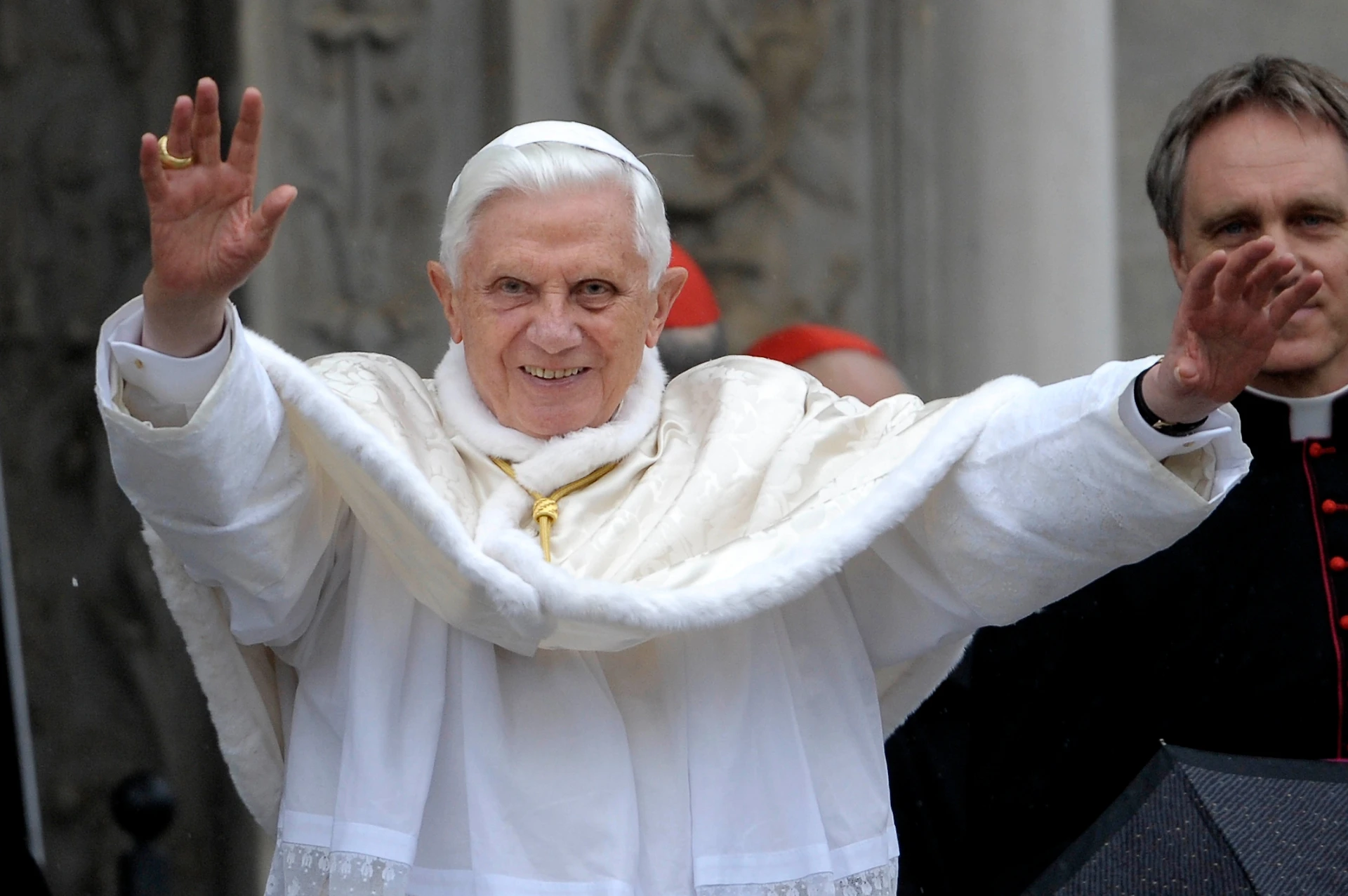 Papa Ratzinger, la lettera: "Sono interiormente in pellegrinaggio verso la Casa"