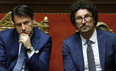 M5s, Danilo Toninelli irride Giuseppe Conte: "Una farsa"