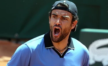 Roland Garros, Matteo Berrettini batte Comesana dopo oltre 5 ore e vola agli ottavi di finale