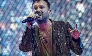 Cesare Cremonini, clamoroso: "Ho il cuore rosso, ma tra Meloni e Schlein..."