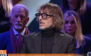 Dritto e Rovescio, Giuseppe Cruciani contro le toghe: "Scelta scandalosa"