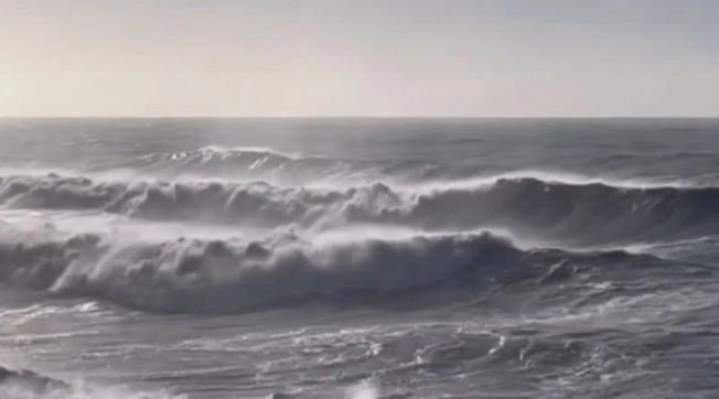 Meteo, Liguria, "onde alte 6,5 metri": maltempo infernale su tutta la regione