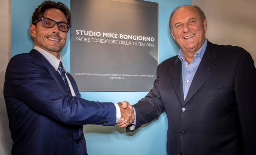 Mediaset, clamorosa scelta di Pier Silvio Berlusconi a dieci anni dalla morte di Mike Bongiorno