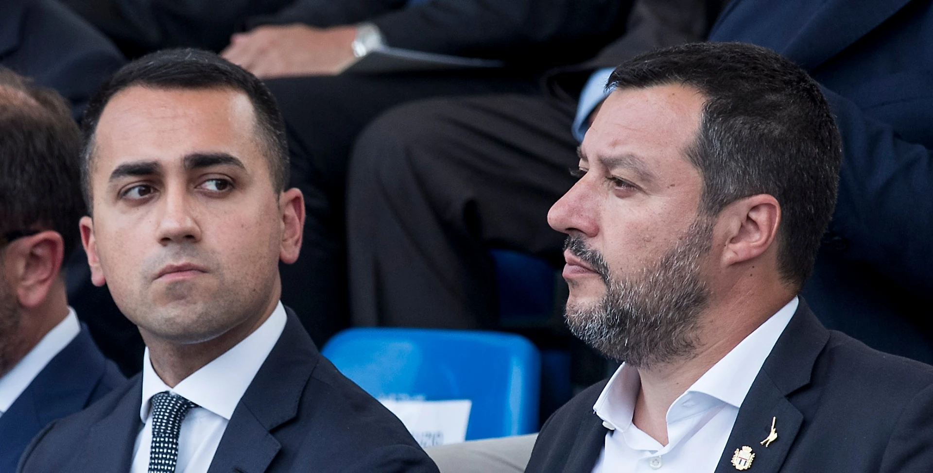 Luigi Di Maio e l'esodo dal M5s: altri tre addii per Lega e Renzi, ecco i nomi
