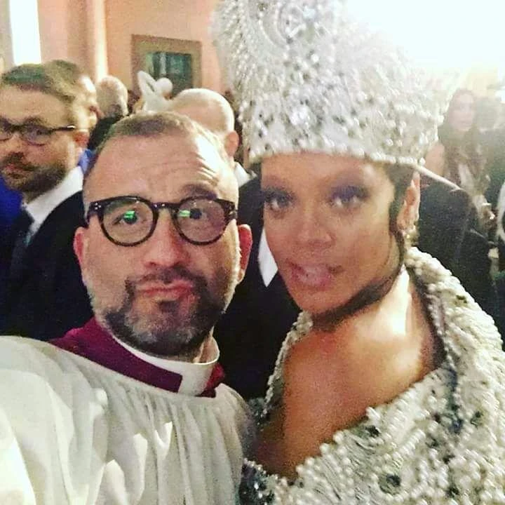 Vaticano, Papa Francesco indaga il Coro della Sistina. Roba folle: le foto dell'imbarazzo mondiale