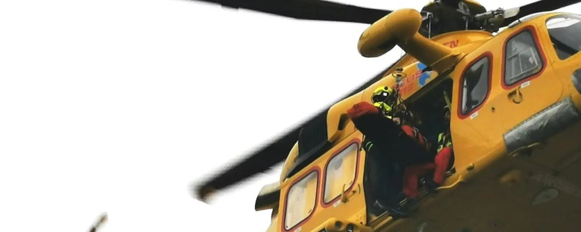 Bimba di 18 mesi resta incastrata nel tosaerba: è gravissima