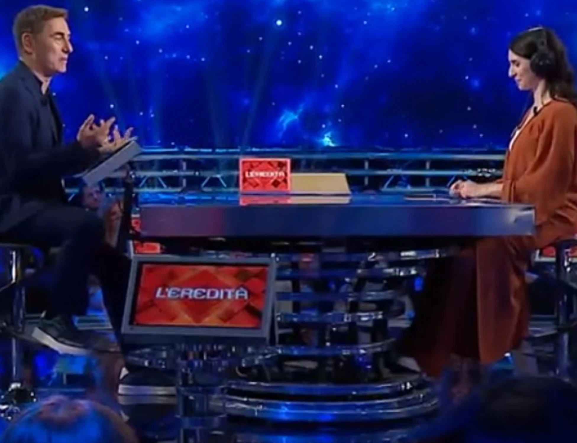 L'Eredità, studio sconvolto: come si presenta Linda alla Ghigliottina
