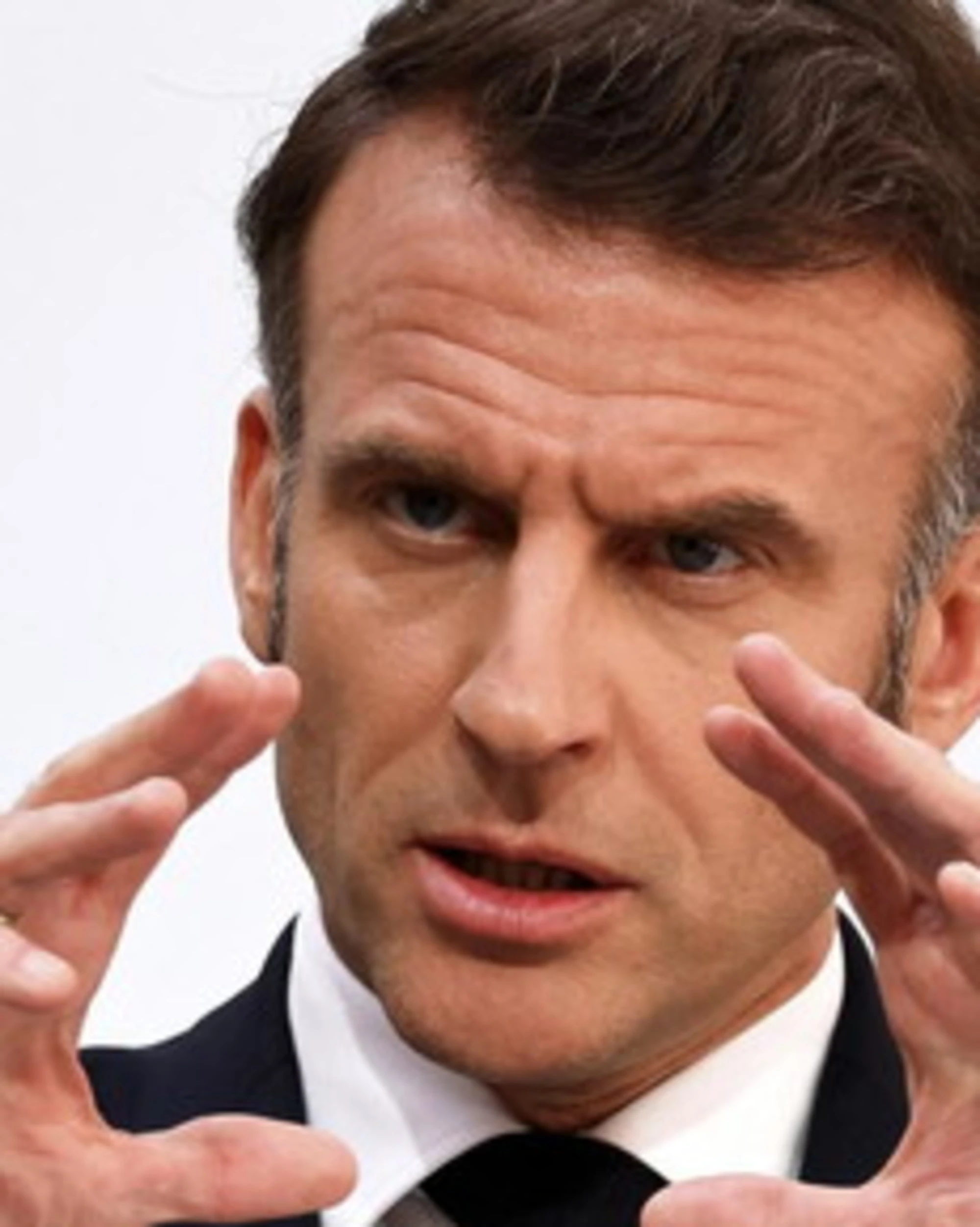 Macron, la lezione dell'Italia: "Noi abbiamo già fatto"