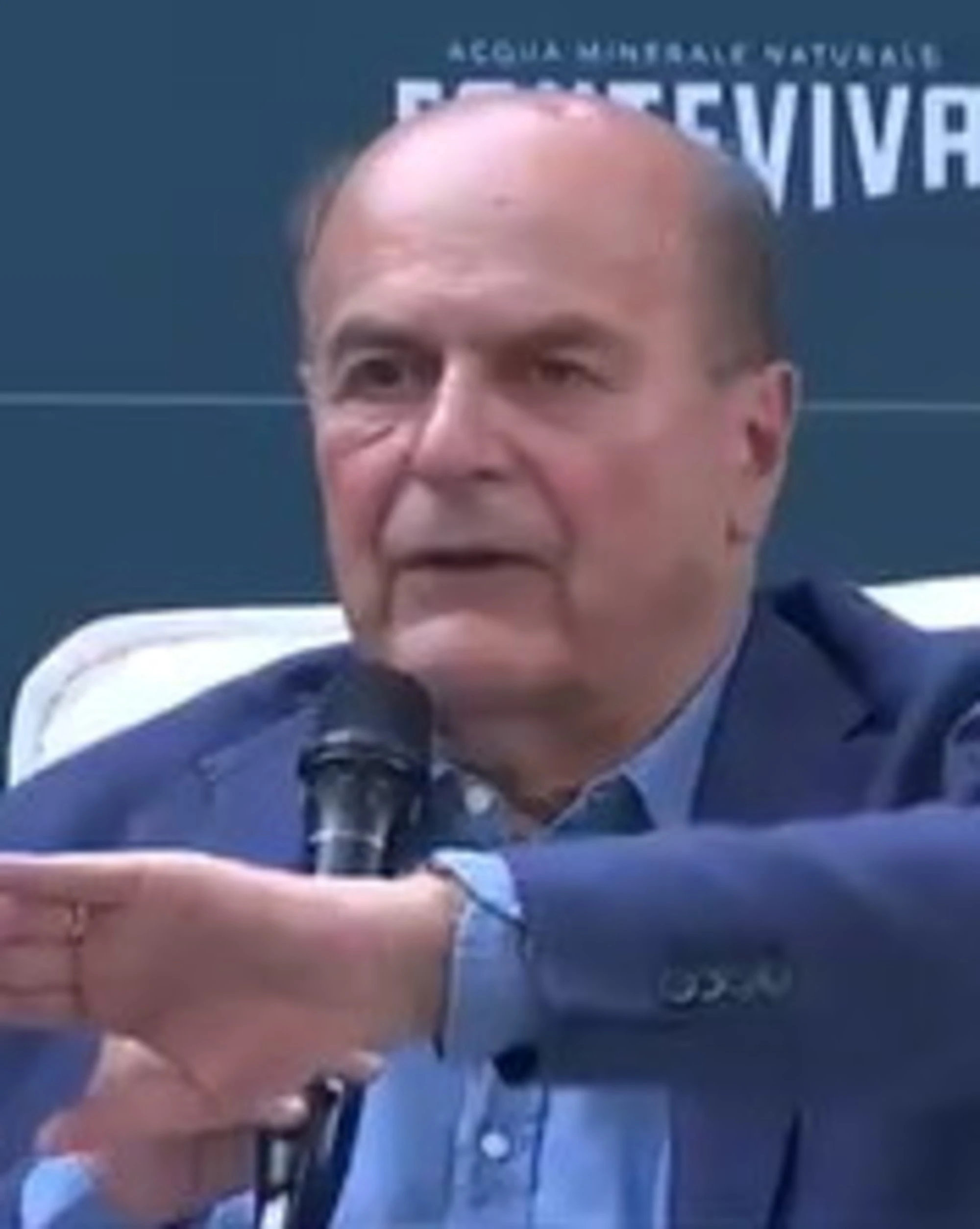 4 di Sera, "non credo". Pier Luigi Bersani, tutti sconvolti