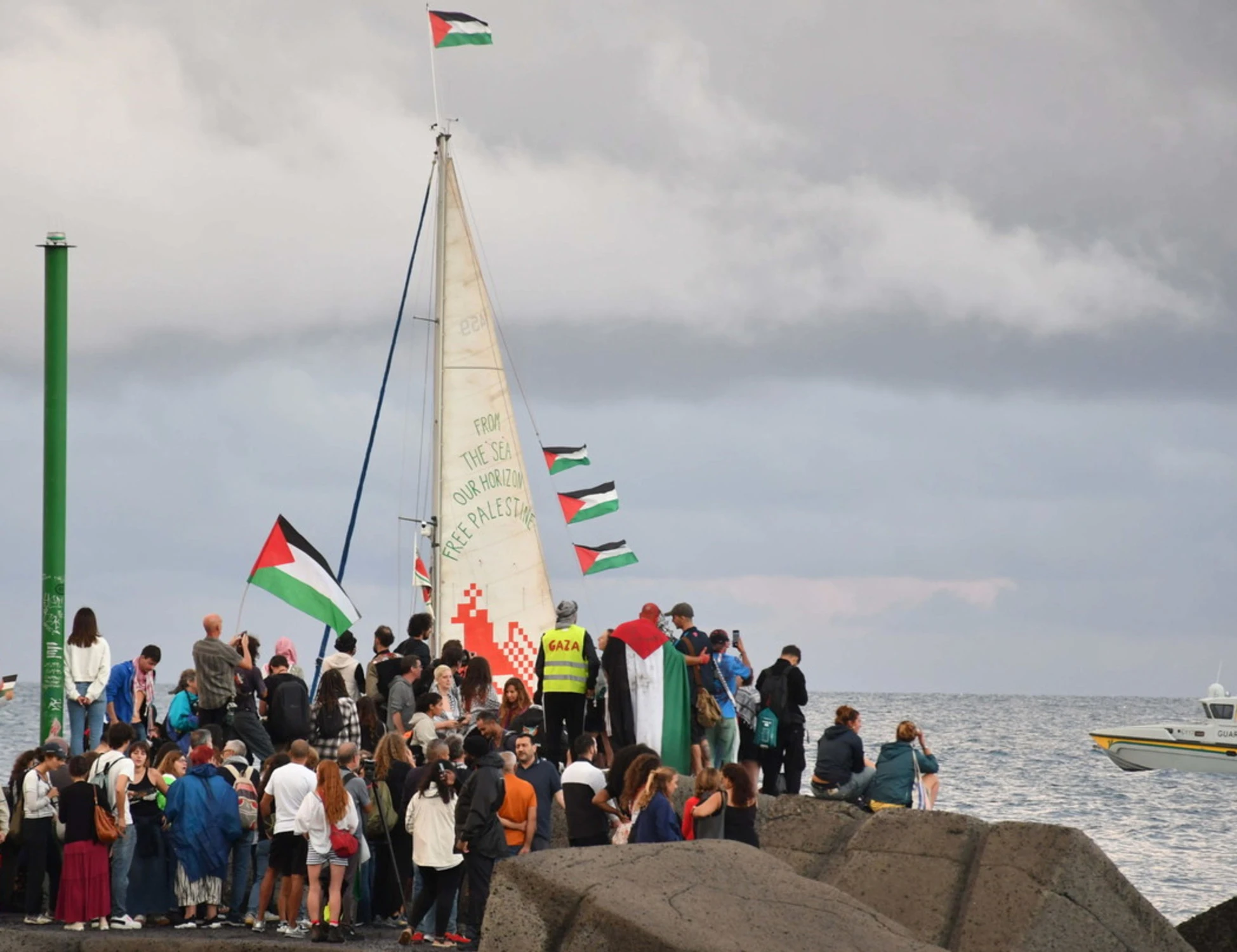 Flotilla, il circo riparte: in mare ci sarà anche Open Arms