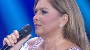 Romina Power, "è vergognoso": la foto-choc di una bambina e il durissimo sfogo della cantante
