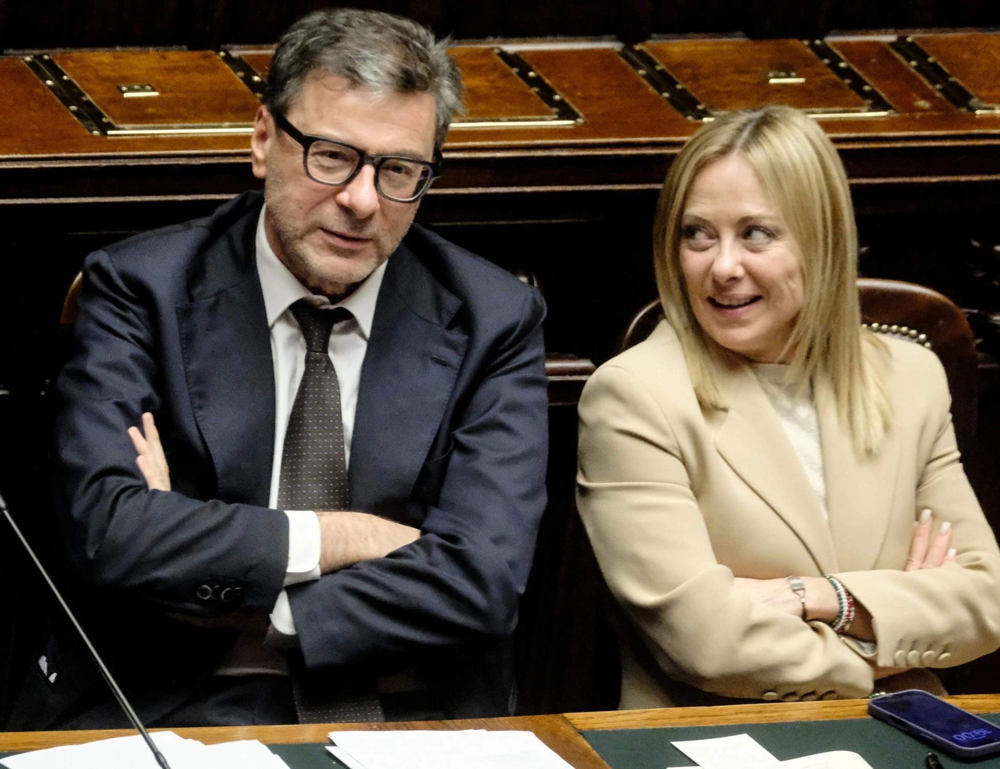 Un governo che non lascia Superbuchi