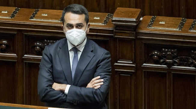 Luigi Di Maio replica a Renato Brunetta: "Bene i complimenti, ma ognuno stia al suo posto"