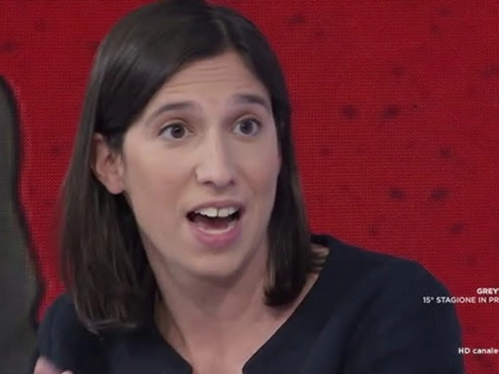 Tagadà, la "papa-girl" Elly Schlein contro Trump: "Bullo, inaccettabile, prepotente"