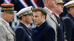 Francia, Le Monde accusa Macron: "27 immigrati lasciati morire in mare"