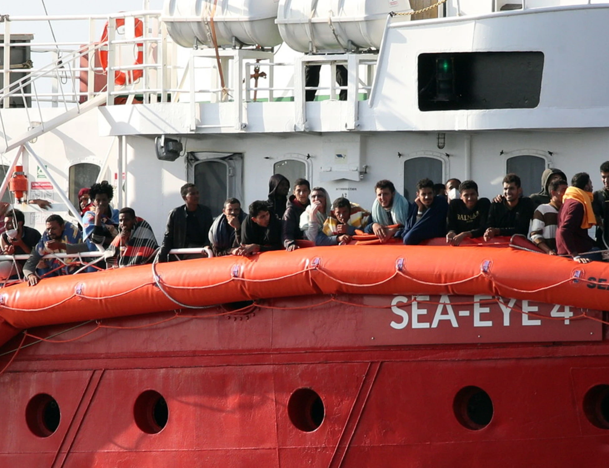 Immigrati, le Ong accusano il governo? Sbugiardate in tempo record: occhio ai numeri