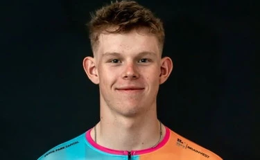Finlay Tarling, scontro violento con un'auto: morto a 19 anni al giro di Portogallo