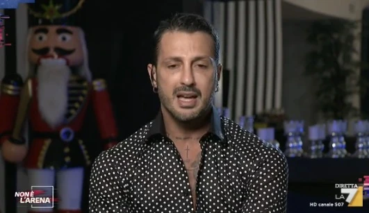 Non è l'Arena, Fabrizio Corona e la rivelazione-choc su Imane Fadil: "Cosa chiedeva sul letto d'ospedale"