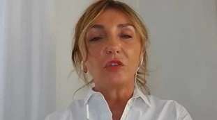 Alessandra Ghisleri, il sondaggio su Giuseppe Conte e Natale: "Giudizi severi dalle zone rosse. E gli italiani hanno già scelto cosa fare durante le feste"