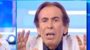 Giucas Casella piange per la pensione: "Ecco quanto prendo, pronto a fare ricorso"