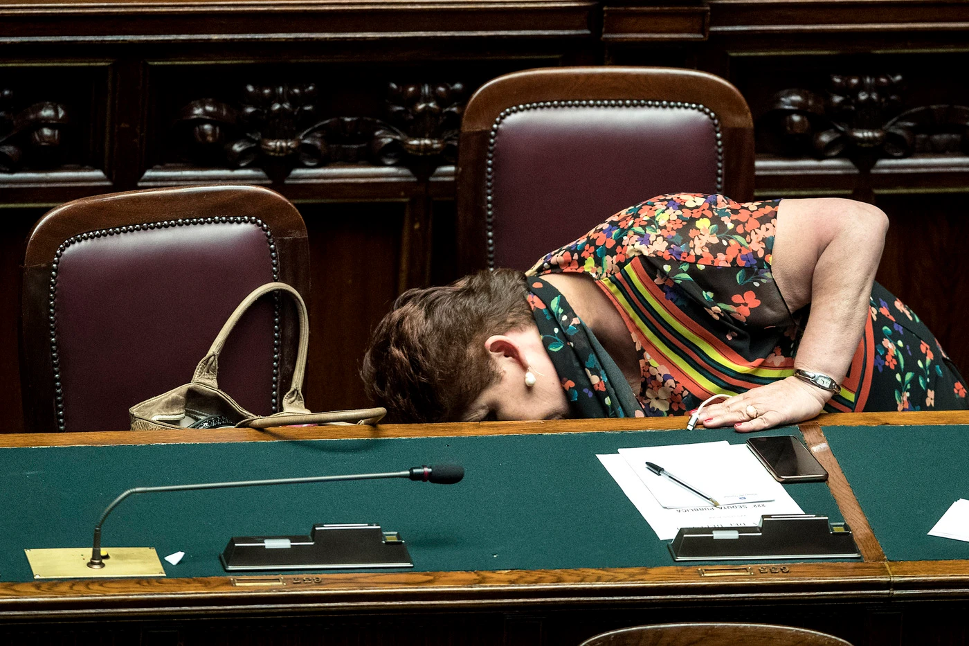 Teresa Bellanova, missione ammazza-M5s: "Diamoci una risposta". il governo salta sul reddito di cittadinanza