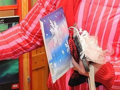 A Natale stop agli auguri impersonali, arriva il 'Galateo dei messaggi'