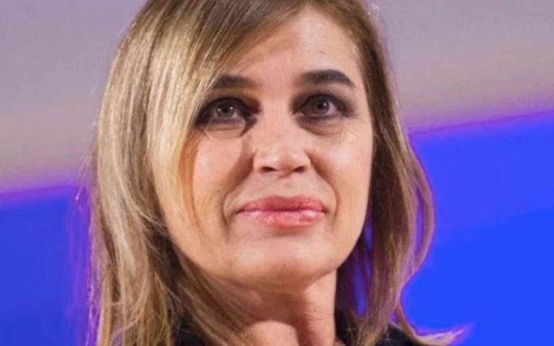 Grande Fratello Vip, Lory Del Santo e il figlio morto: rovinoso crollo emotivo con Walter Nudo