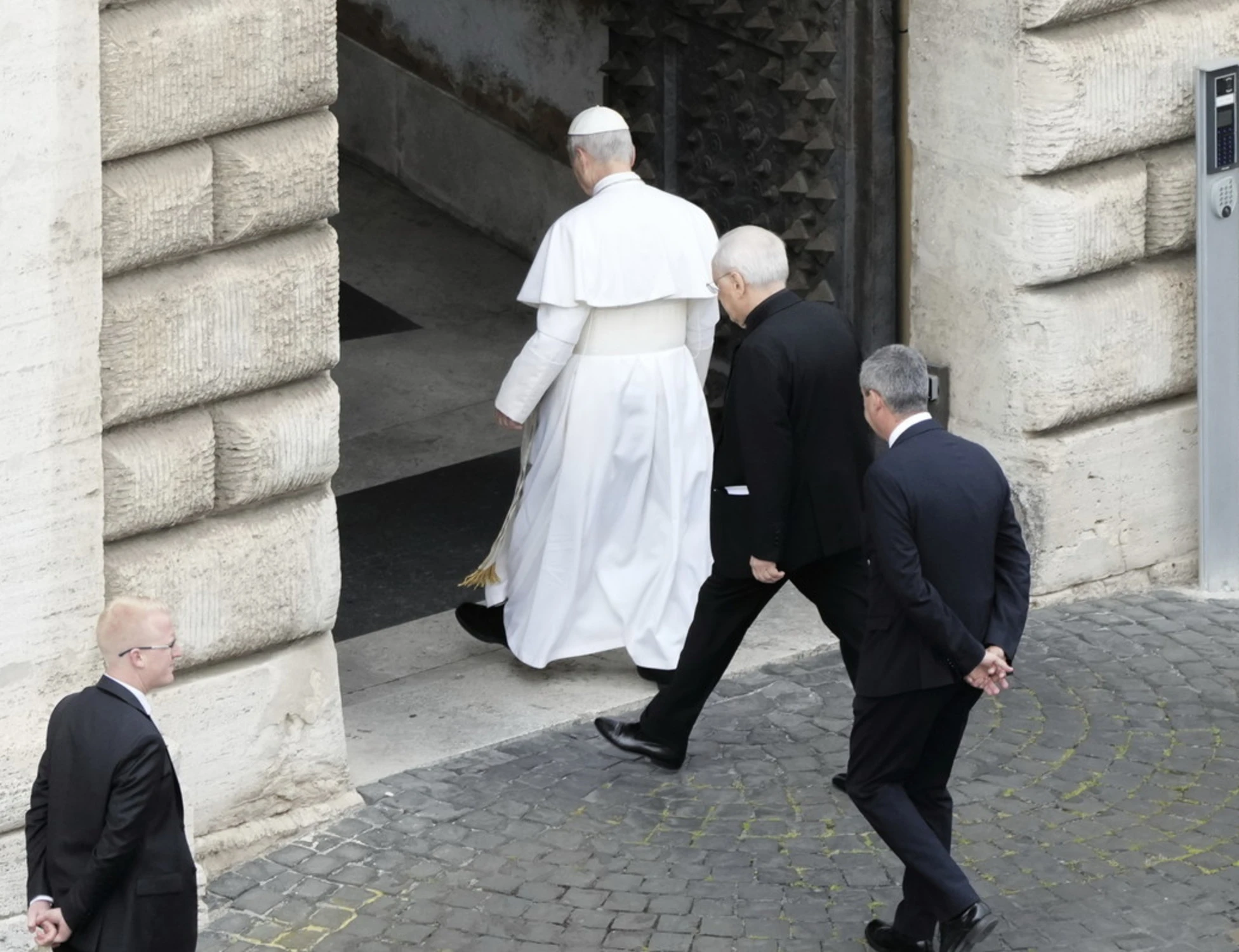 I conti in rosso del Vaticano: spese a 1,2 miliardi di euro