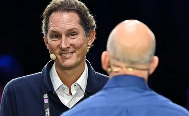 Repubblica in sciopero? Toh, il "pericolo democratico" è Elkann (e non Giorgia Meloni)